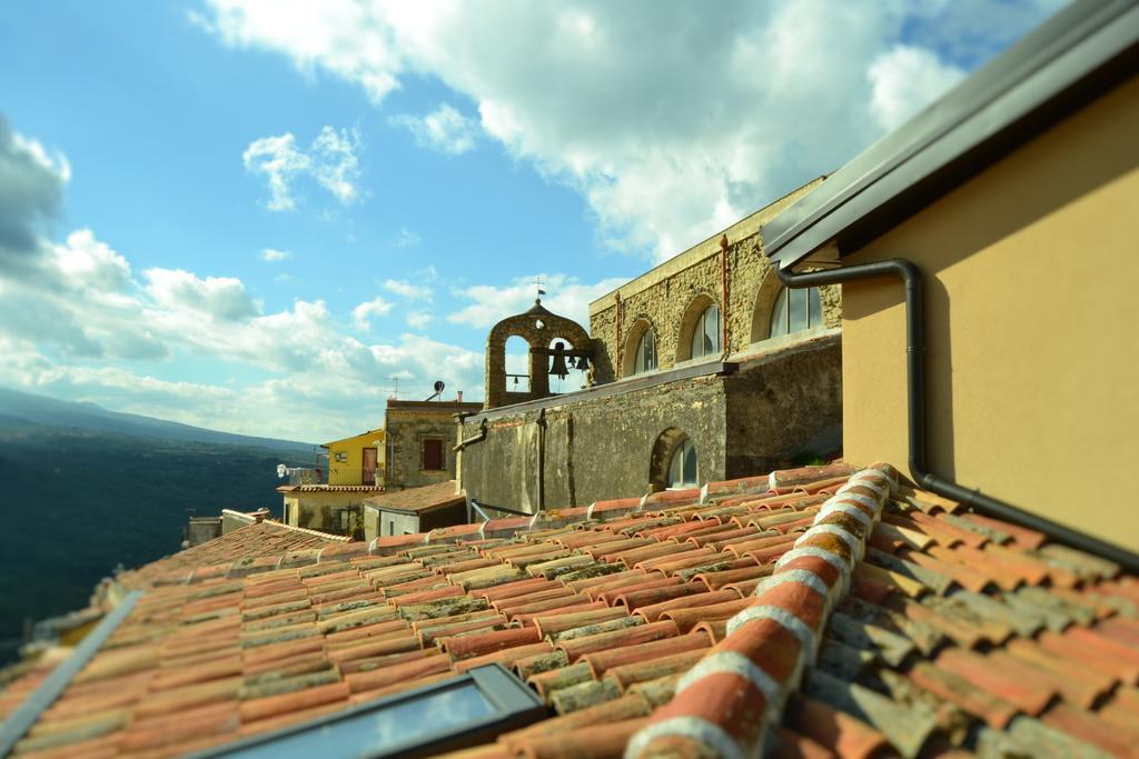 Cento Tari' Guest House Castiglione De Sicilia Esterno foto