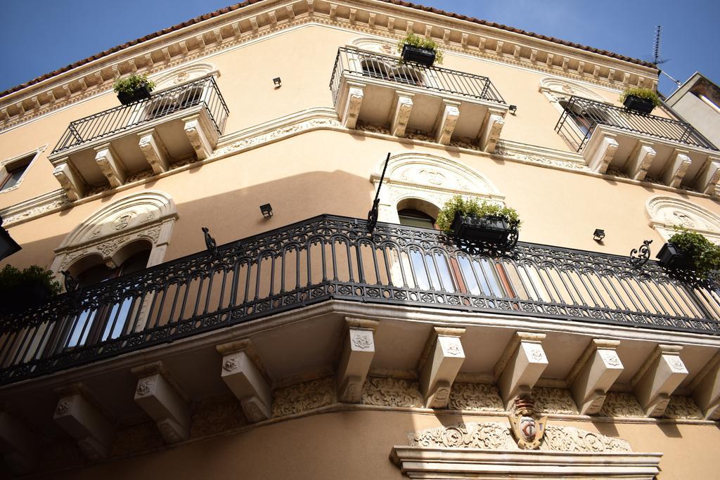 Cento Tari' Guest House Castiglione De Sicilia Esterno foto